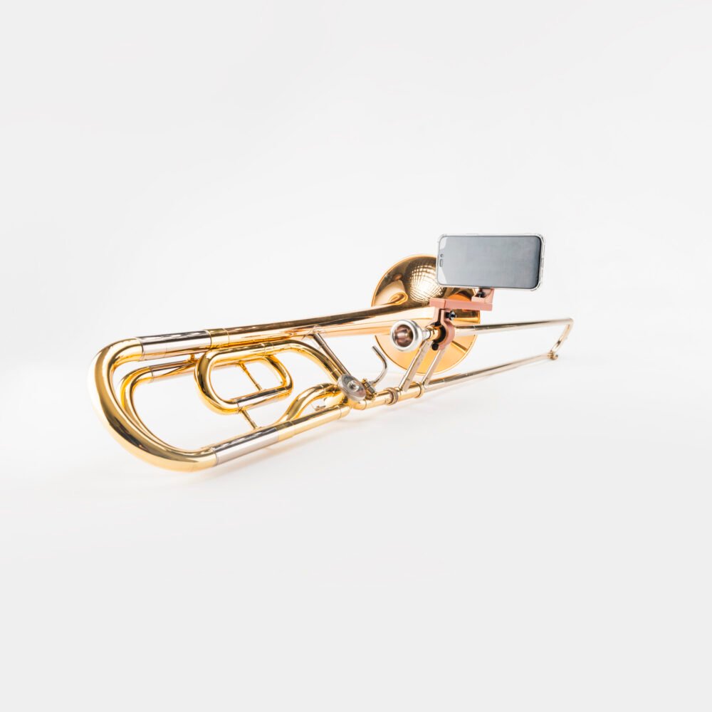 atril-trombón-para-movil-dorado